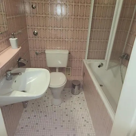 Monteurwohnung 3 In Direkter Naehe Zur Veltinsarena *